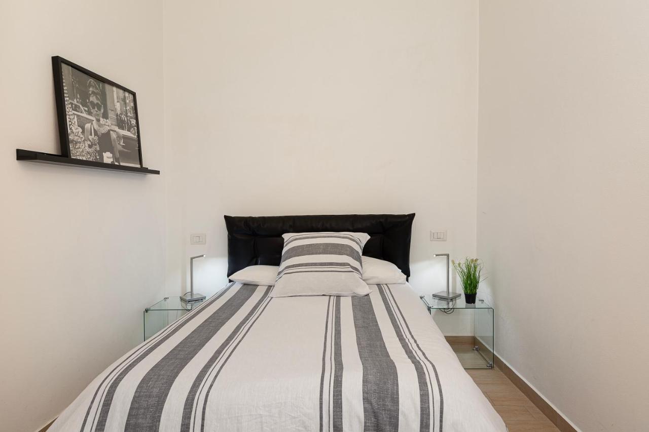 Old Town Pavia Apartment Bagian luar foto
